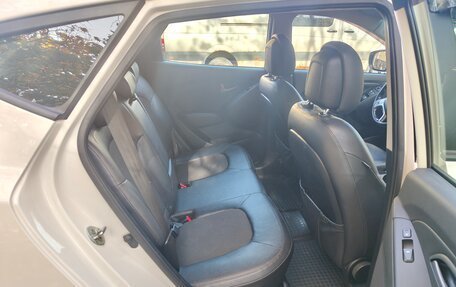 Hyundai ix35 I рестайлинг, 2013 год, 1 070 000 рублей, 14 фотография