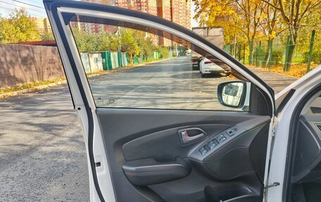 Hyundai ix35 I рестайлинг, 2013 год, 1 070 000 рублей, 18 фотография