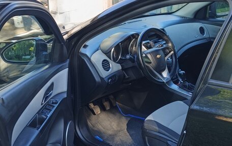Chevrolet Cruze II, 2011 год, 500 000 рублей, 7 фотография