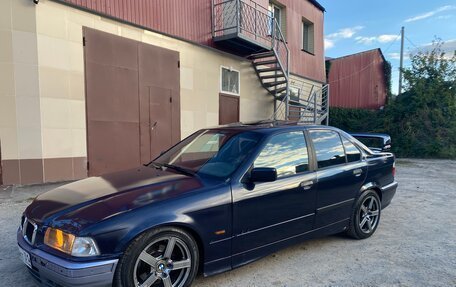 BMW 3 серия, 1996 год, 290 000 рублей, 8 фотография