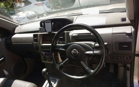 Nissan X-Trail, 2004 год, 650 000 рублей, 3 фотография