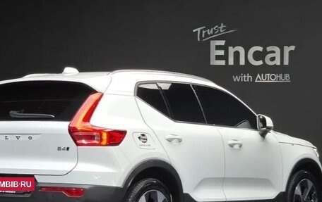 Volvo XC40 I, 2022 год, 4 682 885 рублей, 3 фотография