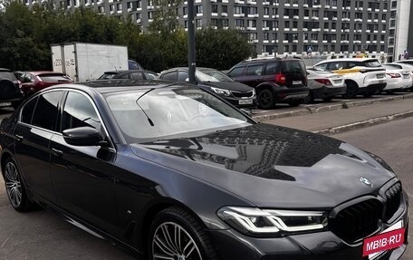 BMW 5 серия, 2022 год, 4 300 000 рублей, 4 фотография