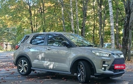 Toyota Raize I, 2022 год, 1 870 000 рублей, 4 фотография