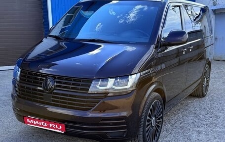 Volkswagen Multivan T5, 2009 год, 2 200 000 рублей, 2 фотография
