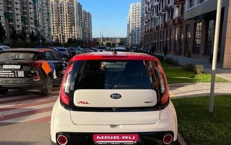 KIA Soul II рестайлинг, 2017 год, 1 390 000 рублей, 10 фотография