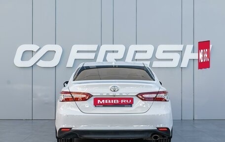 Toyota Camry, 2019 год, 2 690 000 рублей, 4 фотография