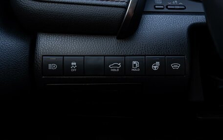 Toyota Camry, 2019 год, 2 690 000 рублей, 18 фотография