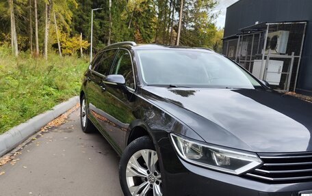 Volkswagen Passat B8 рестайлинг, 2019 год, 1 885 000 рублей, 1 фотография