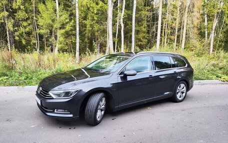 Volkswagen Passat B8 рестайлинг, 2019 год, 1 885 000 рублей, 3 фотография
