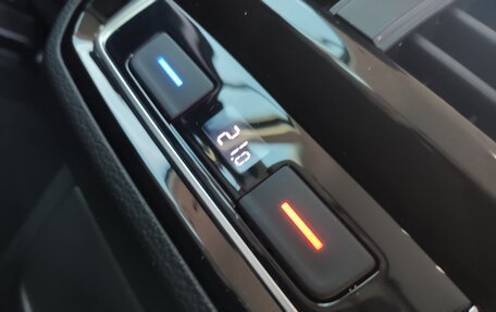 Volkswagen Passat B8 рестайлинг, 2019 год, 1 885 000 рублей, 13 фотография