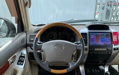 Toyota Land Cruiser Prado 120 рестайлинг, 2006 год, 1 749 000 рублей, 13 фотография