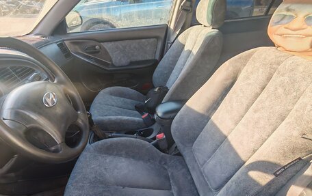 Hyundai Elantra III, 2001 год, 250 000 рублей, 6 фотография