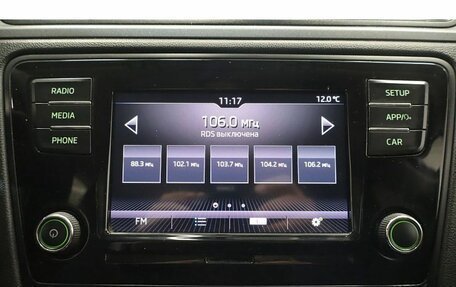 Skoda Rapid I, 2018 год, 1 300 000 рублей, 10 фотография