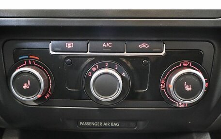 Volkswagen Jetta VI, 2013 год, 1 049 000 рублей, 11 фотография