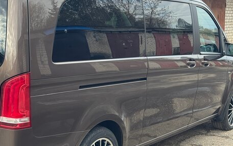 Mercedes-Benz V-Класс, 2017 год, 4 450 000 рублей, 3 фотография