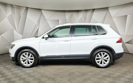 Volkswagen Tiguan II, 2017 год, 2 197 000 рублей, 5 фотография