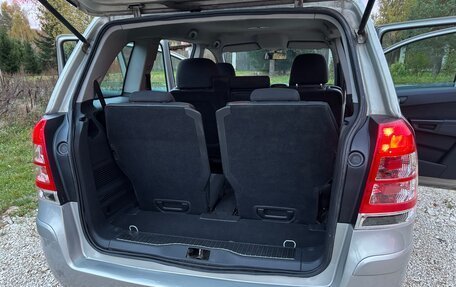 Opel Zafira B, 2008 год, 570 000 рублей, 14 фотография