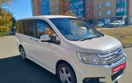 Honda Stepwgn IV, 2011 год, 1 395 000 рублей, 1 фотография