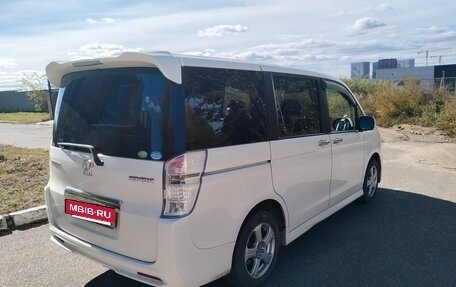Honda Stepwgn IV, 2011 год, 1 395 000 рублей, 5 фотография