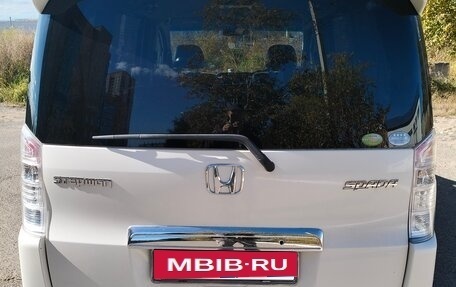 Honda Stepwgn IV, 2011 год, 1 395 000 рублей, 11 фотография