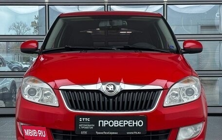 Skoda Fabia II, 2013 год, 699 000 рублей, 2 фотография