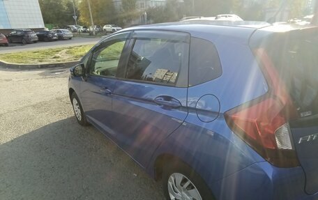 Honda Fit III, 2016 год, 800 000 рублей, 7 фотография