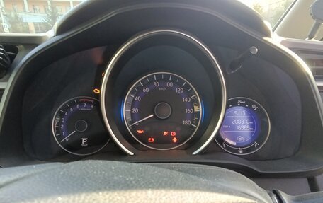 Honda Fit III, 2016 год, 800 000 рублей, 10 фотография