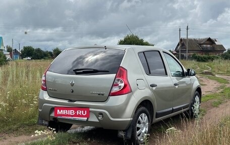 Renault Sandero I, 2013 год, 620 000 рублей, 3 фотография
