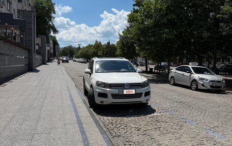 Volkswagen Touareg III, 2013 год, 2 750 000 рублей, 2 фотография