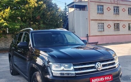 Volkswagen Teramont I, 2018 год, 2 300 000 рублей, 1 фотография