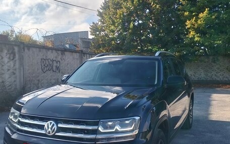 Volkswagen Teramont I, 2018 год, 2 300 000 рублей, 3 фотография