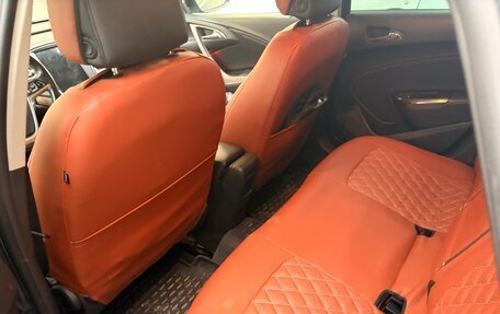 Opel Astra J, 2010 год, 850 000 рублей, 4 фотография