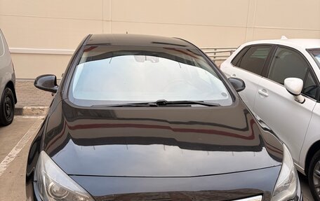 Opel Astra J, 2010 год, 850 000 рублей, 1 фотография