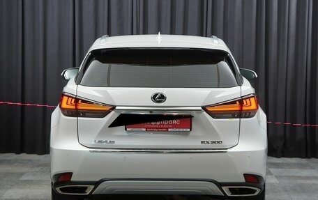 Lexus RX IV рестайлинг, 2020 год, 4 397 000 рублей, 5 фотография