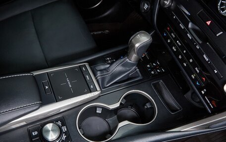 Lexus RX IV рестайлинг, 2020 год, 4 397 000 рублей, 22 фотография
