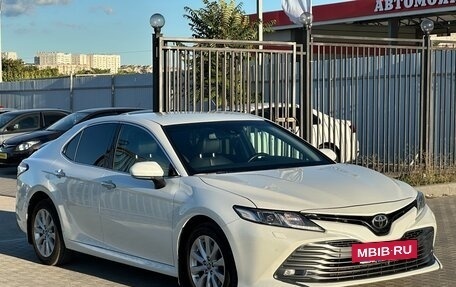 Toyota Camry, 2019 год, 2 797 000 рублей, 3 фотография