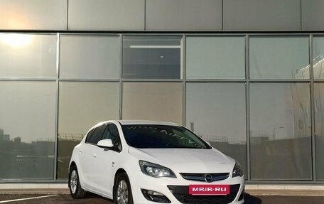 Opel Astra J, 2013 год, 433 000 рублей, 2 фотография