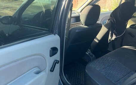 Renault Logan I, 2009 год, 275 000 рублей, 8 фотография