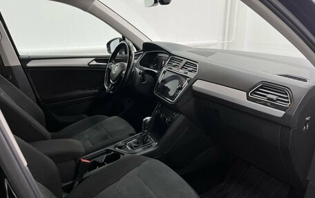 Volkswagen Tiguan II, 2018 год, 2 550 000 рублей, 8 фотография