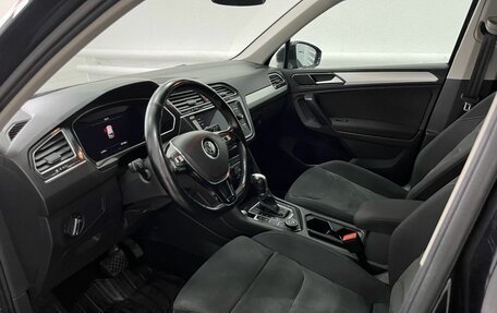 Volkswagen Tiguan II, 2018 год, 2 550 000 рублей, 7 фотография