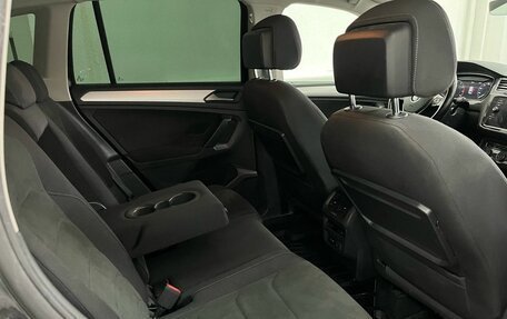 Volkswagen Tiguan II, 2018 год, 2 550 000 рублей, 14 фотография