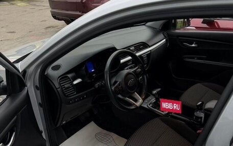 KIA Rio IV, 2020 год, 1 350 000 рублей, 3 фотография