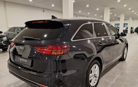 KIA cee'd III, 2020 год, 1 895 000 рублей, 2 фотография