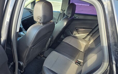 Opel Astra J, 2011 год, 650 000 рублей, 6 фотография