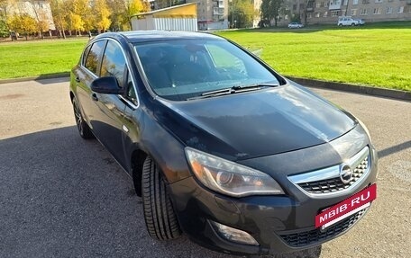 Opel Astra J, 2011 год, 650 000 рублей, 4 фотография