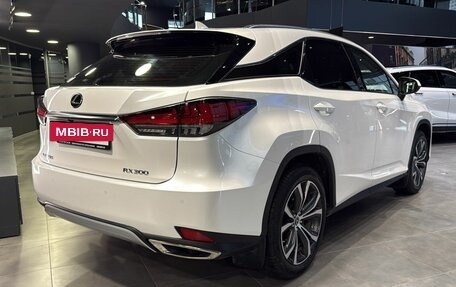 Lexus RX IV рестайлинг, 2021 год, 5 399 000 рублей, 5 фотография