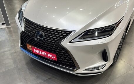 Lexus RX IV рестайлинг, 2021 год, 5 399 000 рублей, 9 фотография