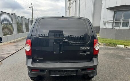 Chevrolet Niva I рестайлинг, 2011 год, 321 000 рублей, 8 фотография