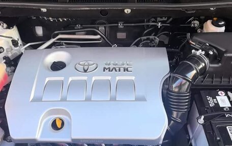 Toyota RAV4, 2018 год, 1 950 000 рублей, 3 фотография